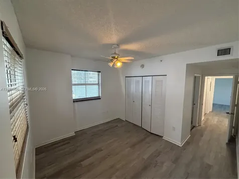 185 SE 14th Terrace Miami FL 33131