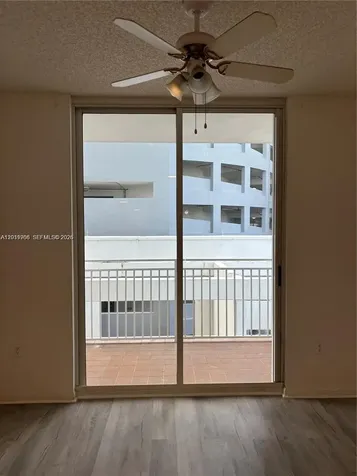 185 SE 14th Terrace Miami FL 33131
