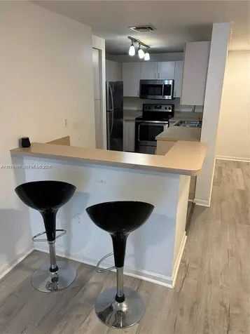 185 SE 14th Terrace Miami FL 33131