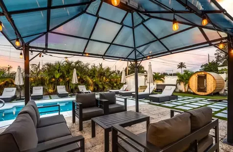 2117 Longwood Road West Palm Beach FL 33409