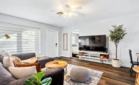 2117 Longwood Road West Palm Beach FL 33409