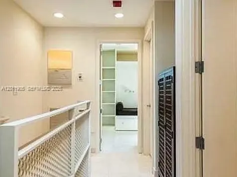 208 Washington Avenue Miami Beach FL 33139