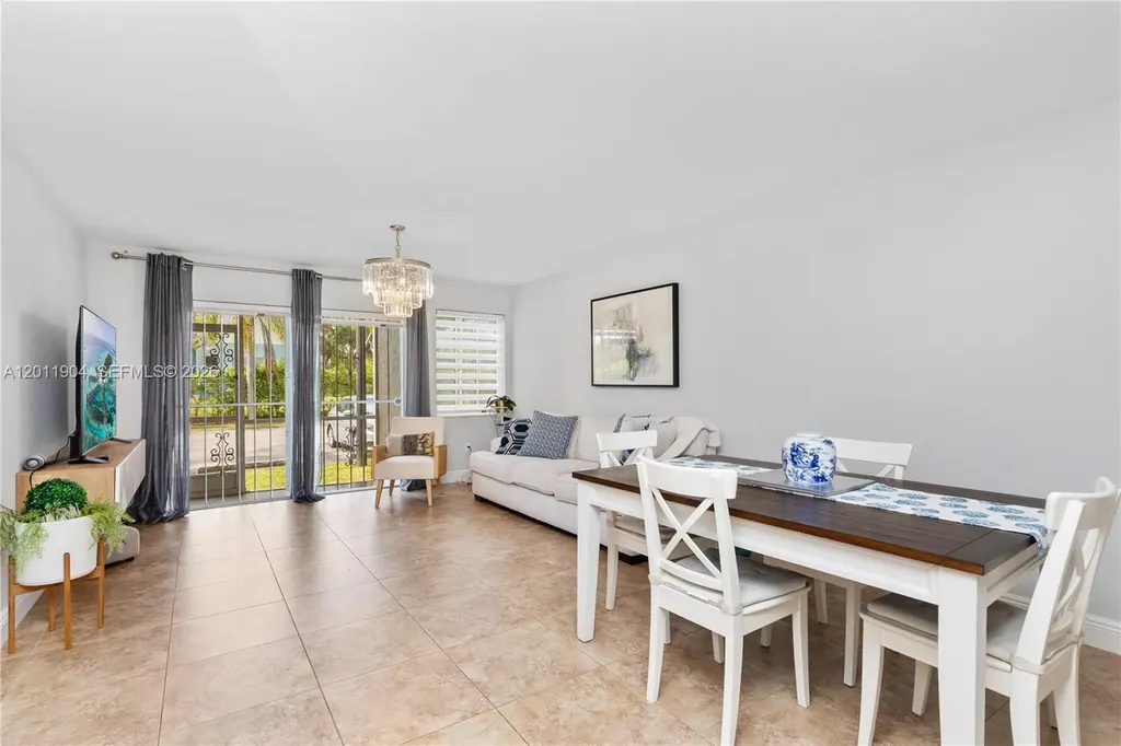 21133 SW 85th Avenue Cutler Bay FL 33189