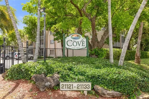 21133 SW 85th Avenue Cutler Bay FL 33189