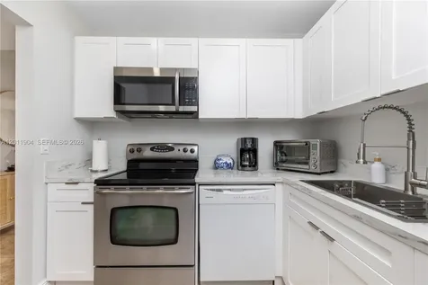21133 SW 85th Avenue Cutler Bay FL 33189