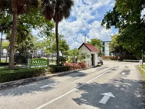 5700 SW 127th Avenue Miami FL 33183