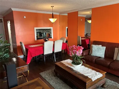 5435 NW 10th Court Plantation FL 33313