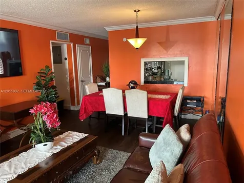 5435 NW 10th Court Plantation FL 33313