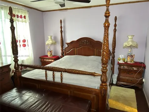 5435 NW 10th Court Plantation FL 33313