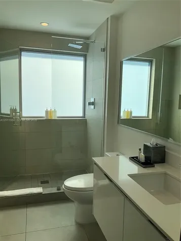 777 N Ocean Drive Hollywood FL 33019