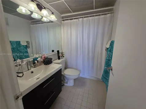 8180 Geneva Court Doral FL 33166