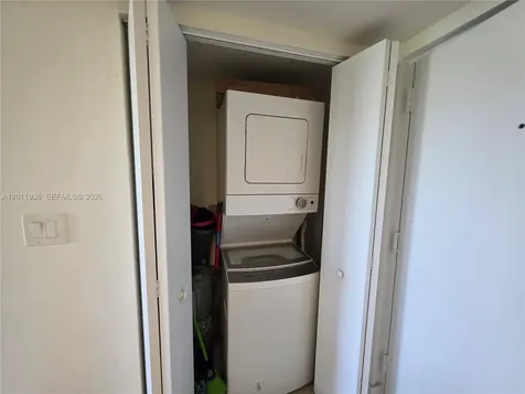 8180 Geneva Court Doral FL 33166