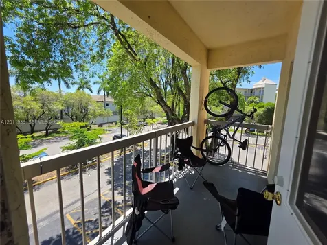 8180 Geneva Court Doral FL 33166