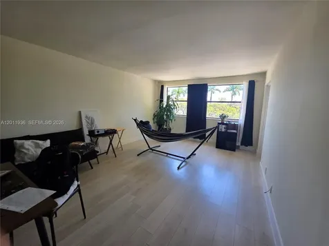 8180 Geneva Court Doral FL 33166