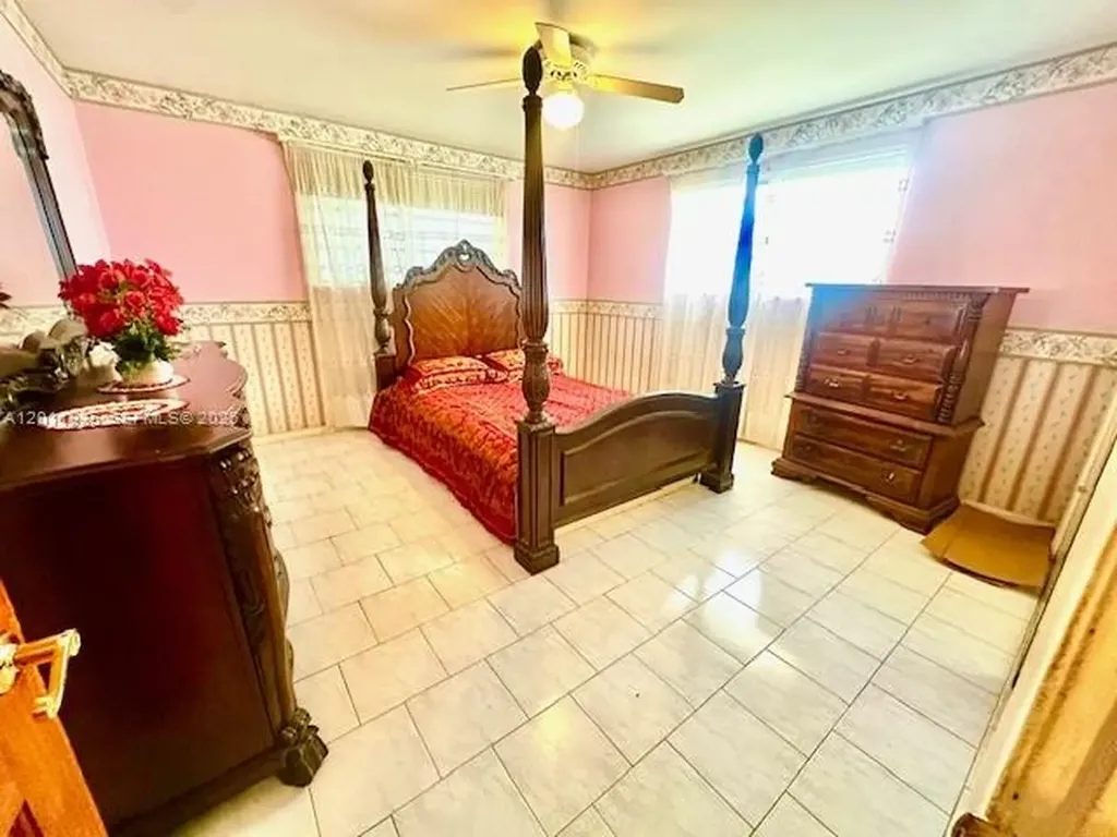 1551 Tyler Street Hollywood FL 33020