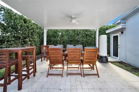 21015 NE 19th Court Miami FL 33179