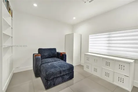 21015 NE 19th Court Miami FL 33179