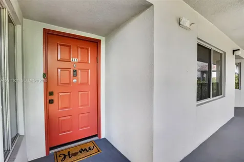800 SW 137th Avenue Pembroke Pines FL 33027