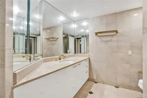 19955 NE 38th Court Aventura FL 33180