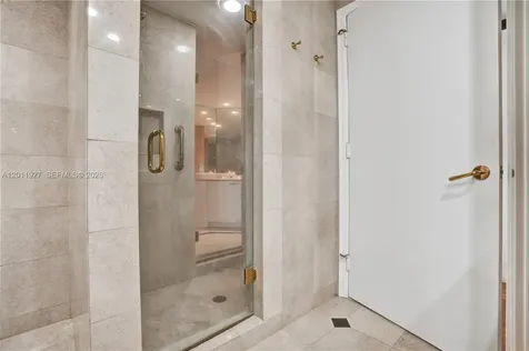 19955 NE 38th Court Aventura FL 33180