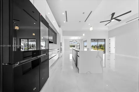 2145 El Dorado Boulevard N Other City - In The State Of Florida FL 33993
