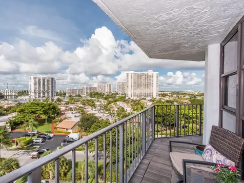 400 Leslie Drive Hallandale Beach FL 33009