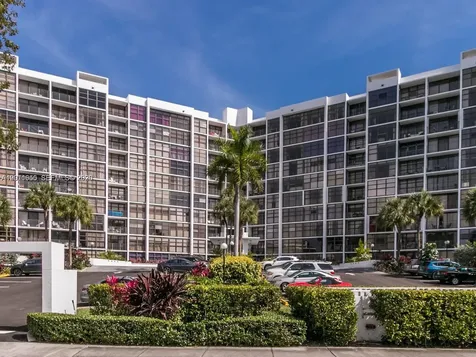 400 Leslie Drive Hallandale Beach FL 33009