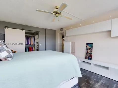 400 Leslie Drive Hallandale Beach FL 33009