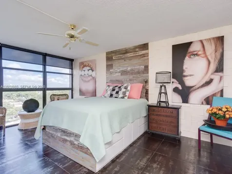 400 Leslie Drive Hallandale Beach FL 33009