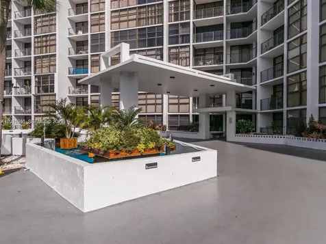400 Leslie Drive Hallandale Beach FL 33009