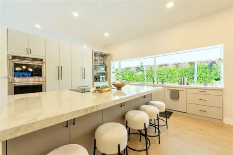 10461 SW 121st Street Miami FL 33176