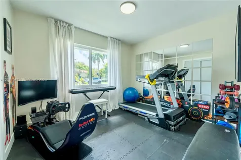 10461 SW 121st Street Miami FL 33176
