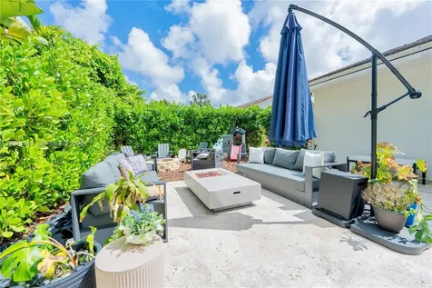 10461 SW 121st Street Miami FL 33176