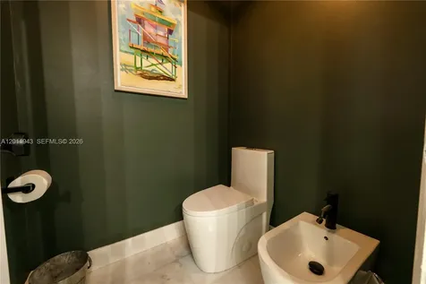 10461 SW 121st Street Miami FL 33176