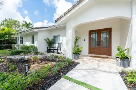 10461 SW 121st Street Miami FL 33176