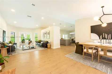 10461 SW 121st Street Miami FL 33176