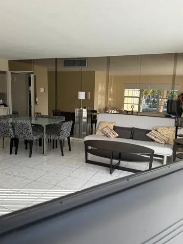 11111 Biscayne Boulevard Miami FL 33181