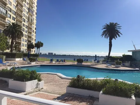11111 Biscayne Boulevard Miami FL 33181