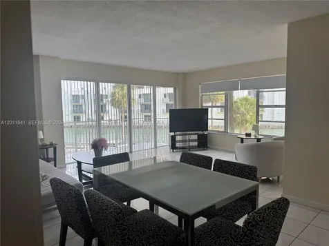 11111 Biscayne Boulevard Miami FL 33181