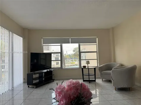 11111 Biscayne Boulevard Miami FL 33181