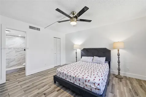 5860 NW 64th Avenue Tamarac FL 33319