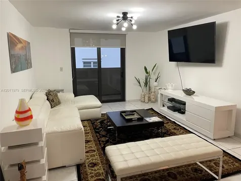 1621 Collins Avenue Miami Beach FL 33139