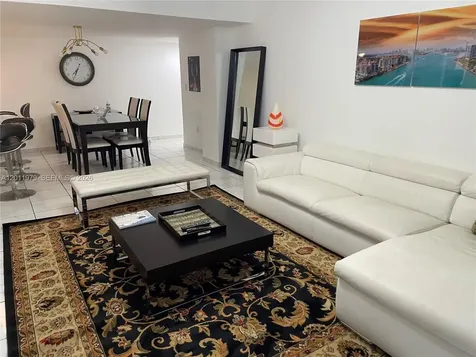 1621 Collins Avenue Miami Beach FL 33139