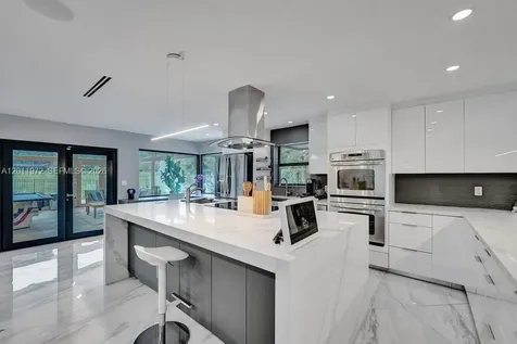3222 Beechberry Circle Davie FL 33328
