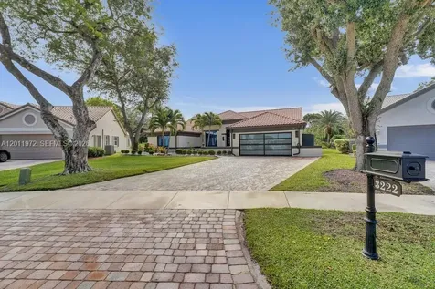 3222 Beechberry Circle Davie FL 33328