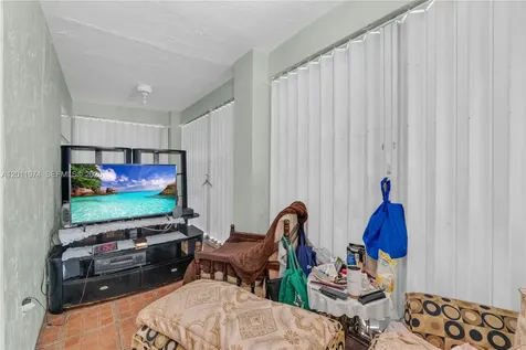 375 W Riverbend Drive Sunrise FL 33326