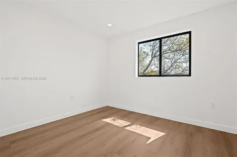 720 NW 55th Terrace Miami FL 33127