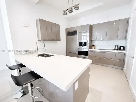 15901 Collins Avenue Sunny Isles Beach FL 33160