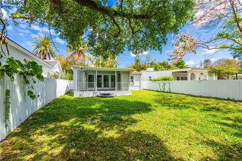 260 SW 29th Road Miami FL 33129