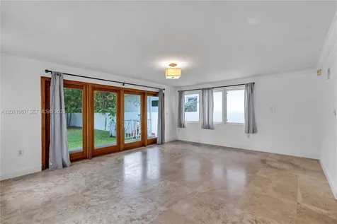 260 SW 29th Road Miami FL 33129